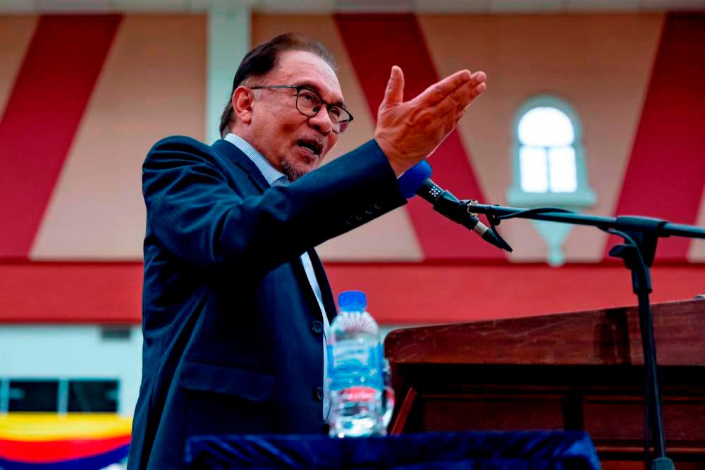 Anwar: Accreditation of religious figures, scholars authority of Malay rulers, not the PM