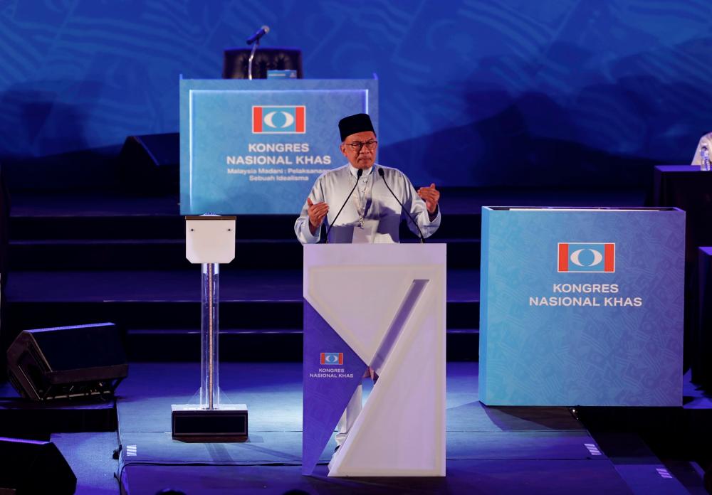 Anwar: Kejatuhan kerajaan PN harus diteladani kerajaan hari ini