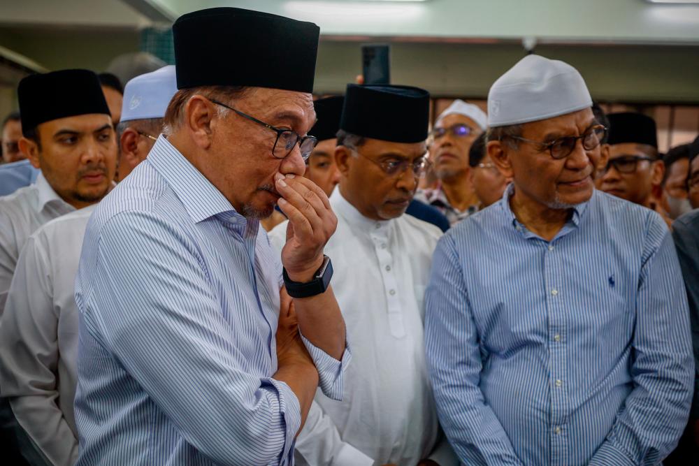 Anwar: Negara kehilangan tokoh yang dedikasi perjuangkan nasib rakyat Anwar: Negara kehilangan tokoh yang dedikasi perjuangkan nasib rakyat