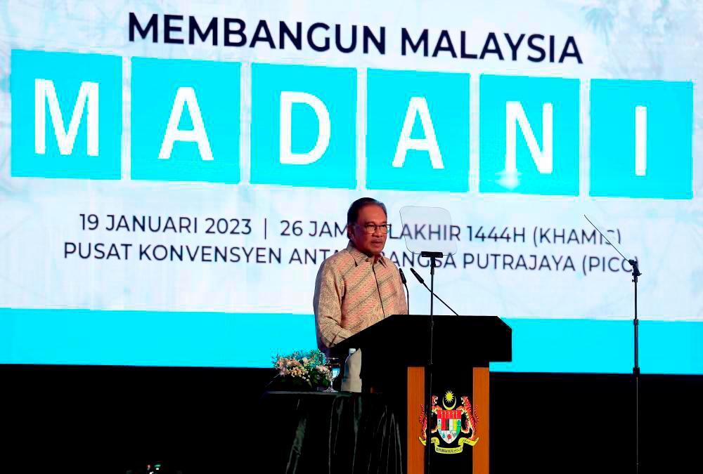 Anwar announces affordable ‘Madani’ housing for B40 and M40 Anwar announces affordable ‘Madani’ housing for B40 and M40