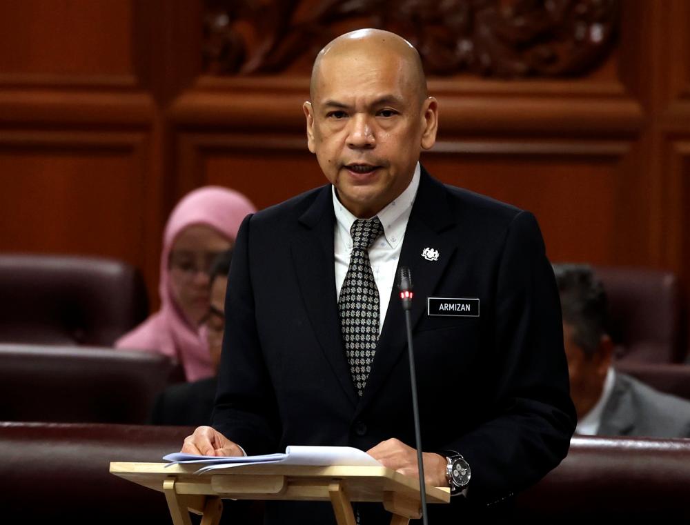 Armizan expresses pride witnessing legacy of late Salahuddin’s outstanding leadership