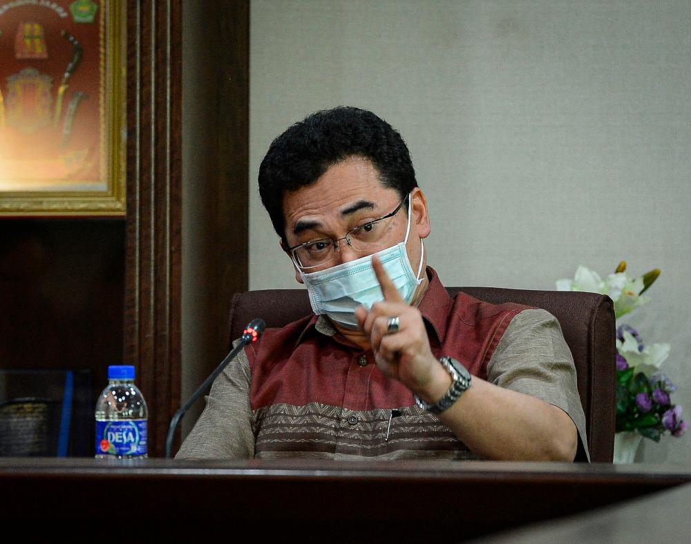 Arrest warrant issued against ‘Hot Daddy’, two women for failing to attend court proceedings