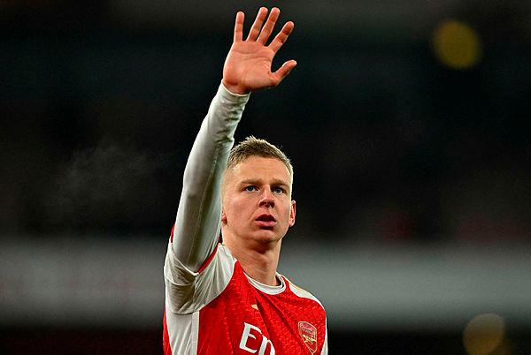 Arsenal stay top, Newcastle stun Man Utd in Premier League 