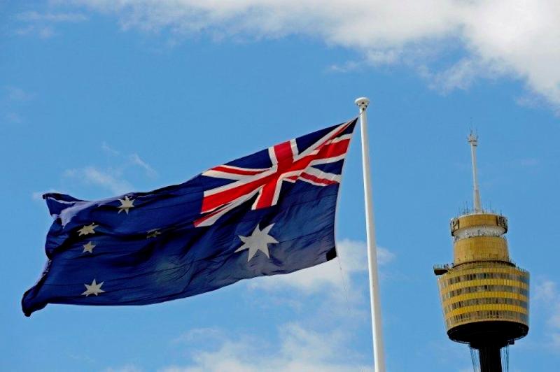 Australia to pay soldiers bonus to stay as strategic risks rise Australia to pay soldiers bonus to stay as strategic risks rise