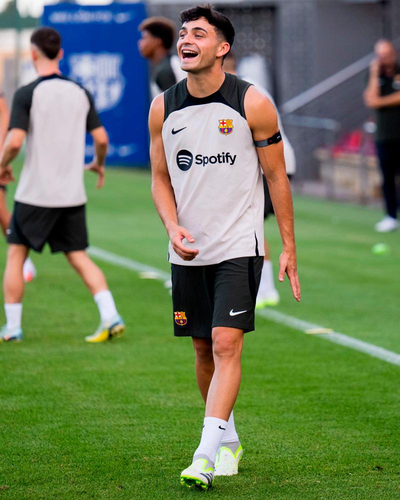 Barca midfielder Pedri set to miss month with thigh injury Barca midfielder Pedri set to miss month with thigh injury