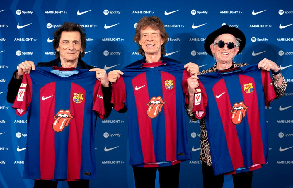 Barcelona get ready to rock with Rolling Stones logo on shirt for Clasico Barcelona get ready to rock with Rolling Stones logo on shirt for Clasico