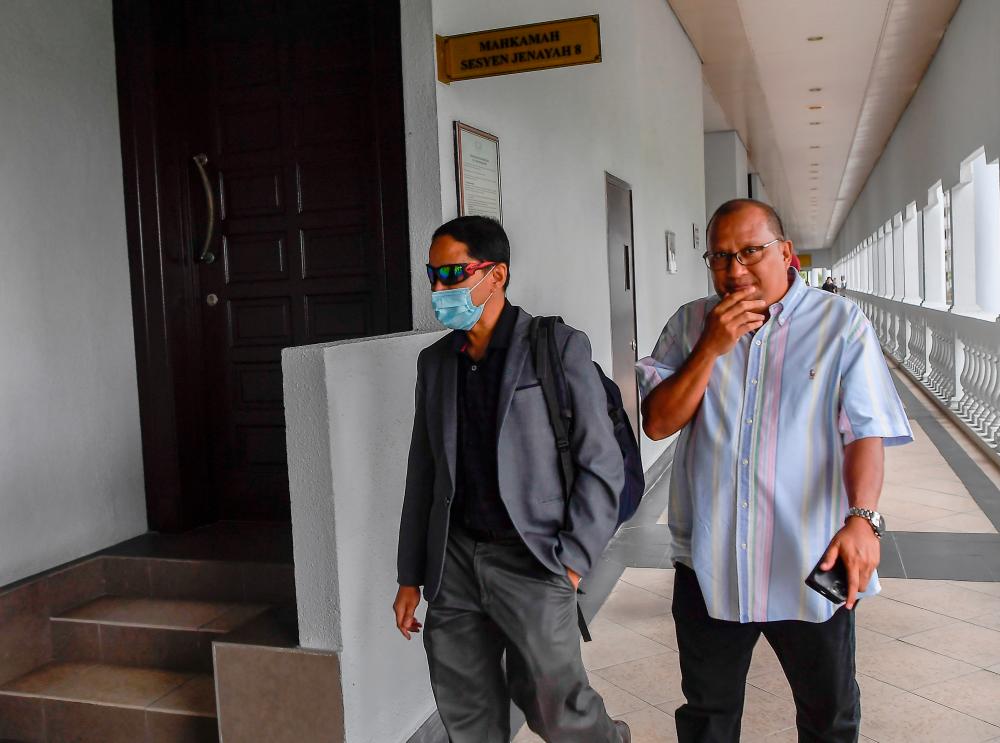 Bekas pengurus besar, wanita didenda RM30,000, subahat tipu projek pembinaan Mayang Mall