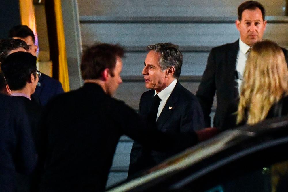 Blinken arrives in Hanoi seeking upgrade in US-Vietnam ties