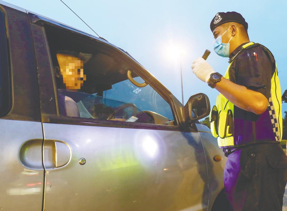 Call to lower allowed alcohol limit for motorists Call to lower allowed alcohol limit for motorists