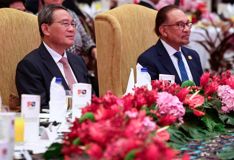 China-Malaysia ties akin to ‘continuous railway track with promising future’ - Li Qiang China-Malaysia ties akin to ‘continuous railway track with promising future’ - Li Qiang