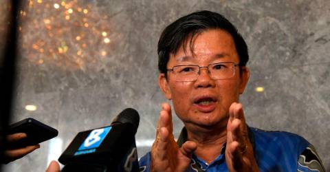 Chow not defending Penang DAP chairman post in upcoming party polls Chow not defending Penang DAP chairman post in upcoming party polls