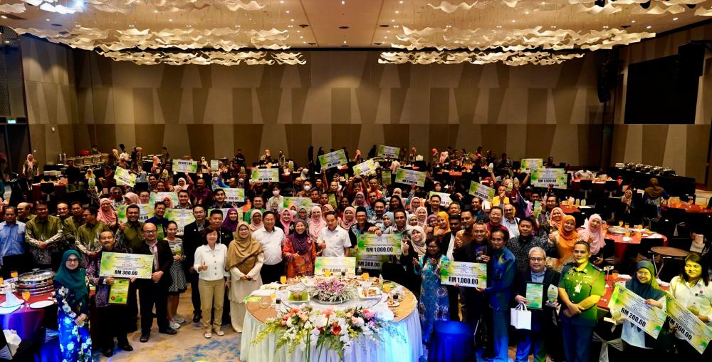 Companies honoured for SDG initiatives Companies honoured for SDG initiatives
