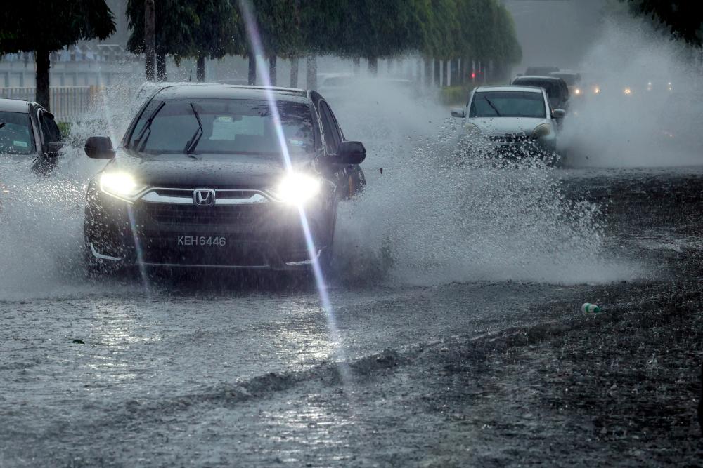 Continuous rain expected in East Coast until tomorrow Continuous rain expected in East Coast until tomorrow