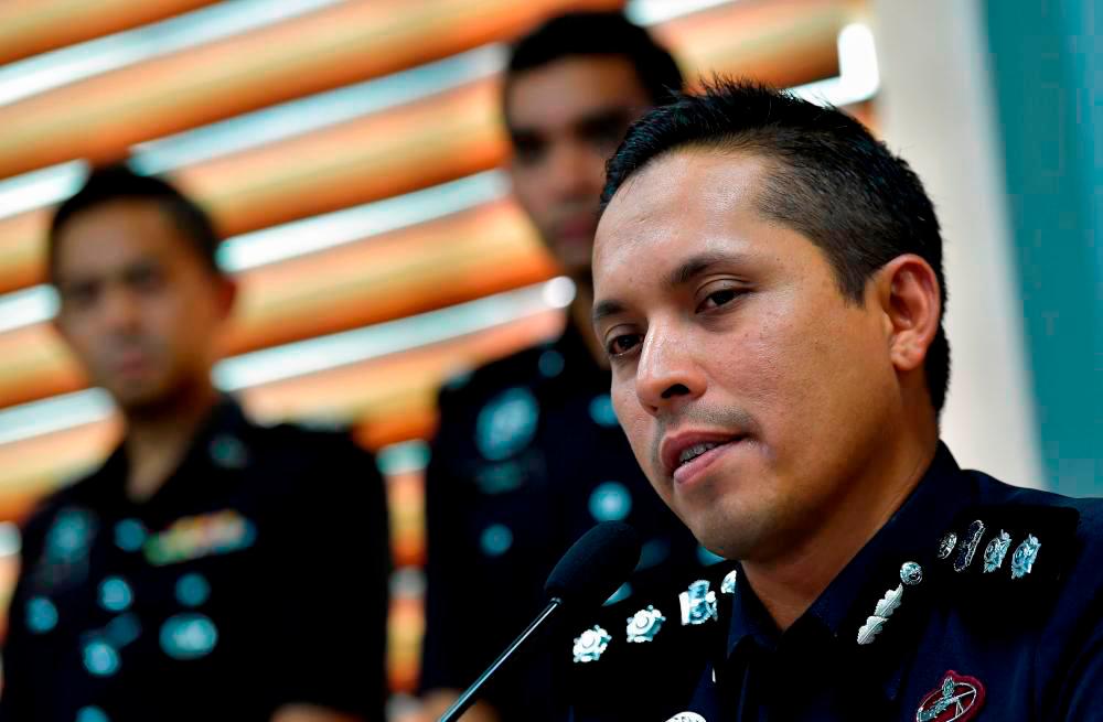 Cops warn against misleading sales promotions Cops warn against misleading sales promotions