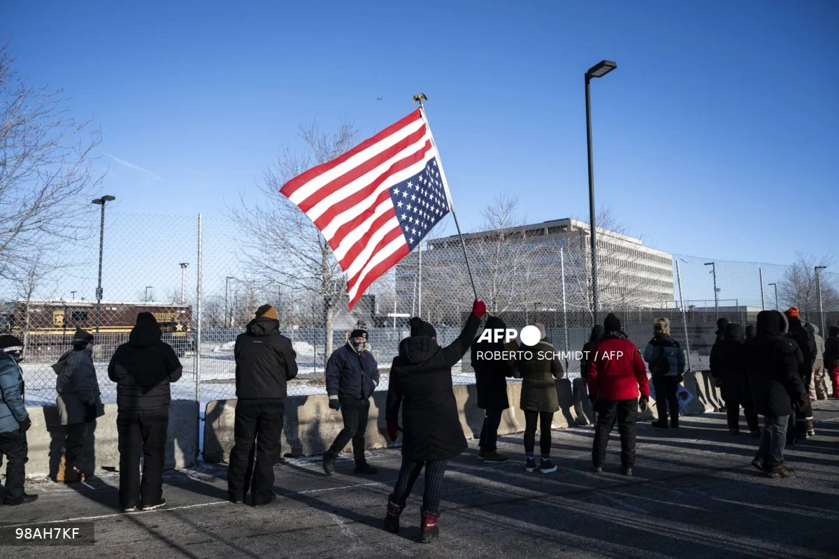 Trump sues New Jersey over order restricting immigration agents