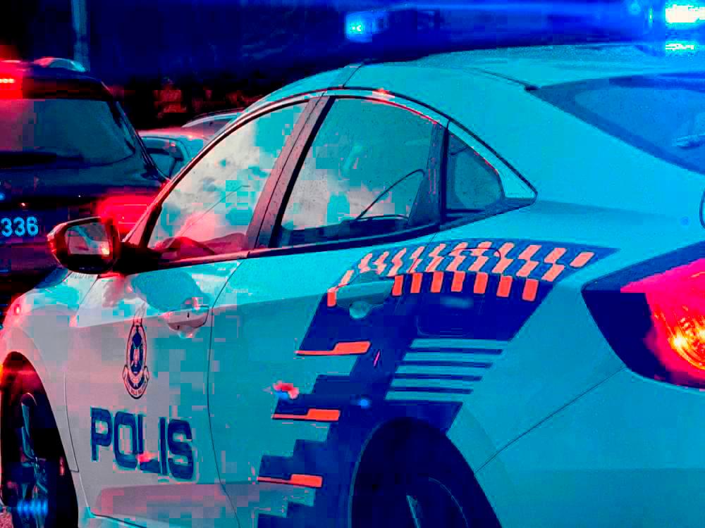 Crash near Kuala T’ganu roundabout not caused by drunk driver - Police Crash near Kuala T’ganu roundabout not caused by drunk driver - Police