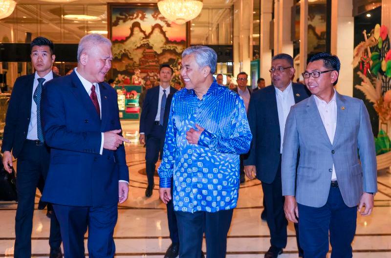 DPM Ahmad Zahid arrives in Hong Kong for official visit DPM Ahmad Zahid arrives in Hong Kong for official visit