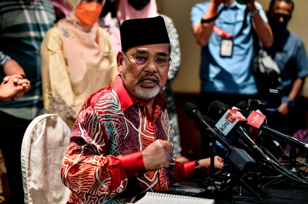 Defamation suit: Court orders Tajuddin to pay costs of RM120,000 to Khalid and KiniTV