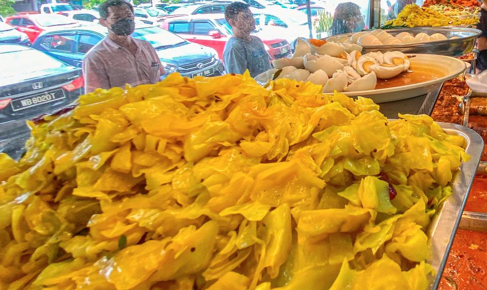 Doctor who said Indian Muslim restaurants serve unhealthy food slammed
