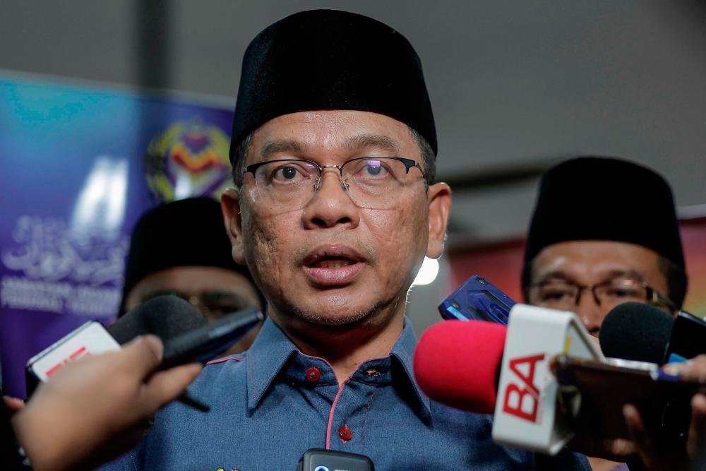 Don’t make fun of Aidilftiri celebration date on social media: Religious Affairs Minister