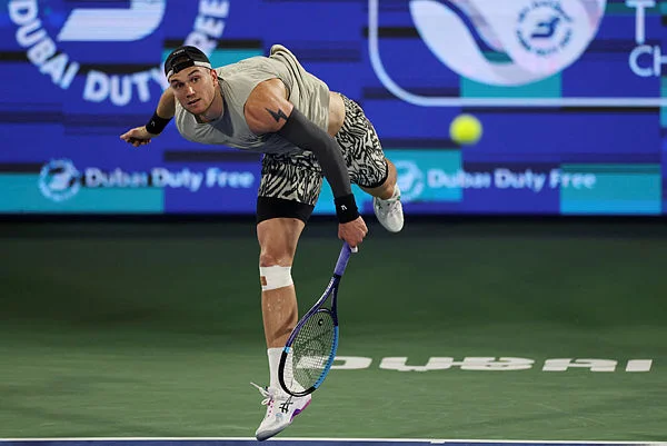 Draper_returns_with_victory_after_six-month_ATP_Tour_absence Draper returns with victory after six-month ATP Tour absence