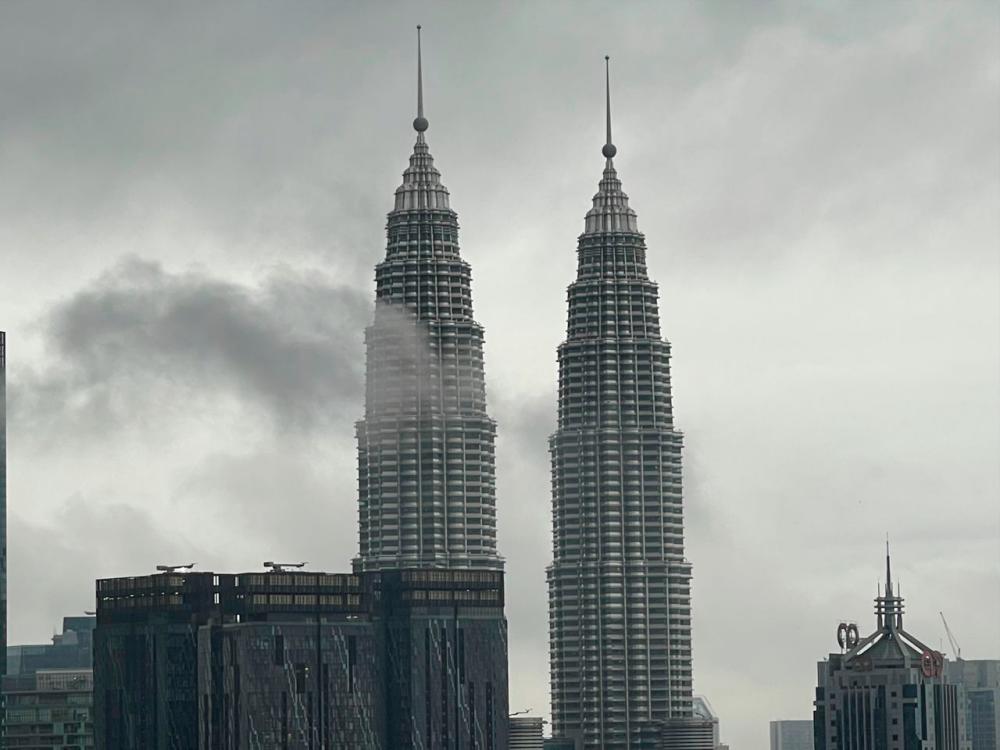 Employee shares dilemma on leaving KL after almost 10 years of working and unable to afford a house Employee shares dilemma on leaving KL after almost 10 years of working and unable to afford a house