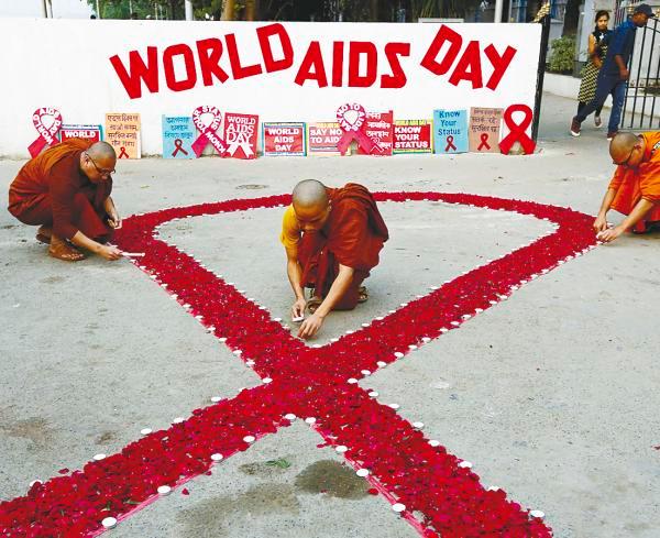Empowering communities in HIV response Empowering communities in HIV response