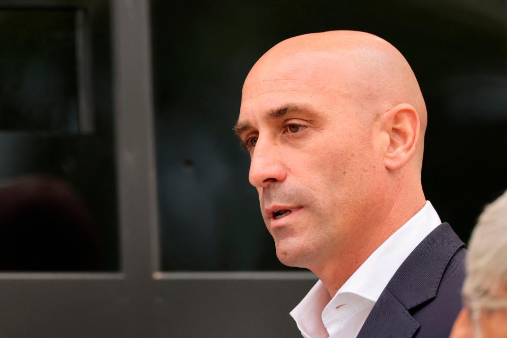 Ex-Spain football boss in court over World Cup kiss scandal Ex-Spain football boss in court over World Cup kiss scandal