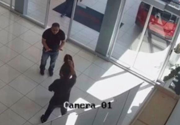 Ex-employee holds female employee hostage over commission payment dispute Ex-employee holds female employee hostage over commission payment dispute