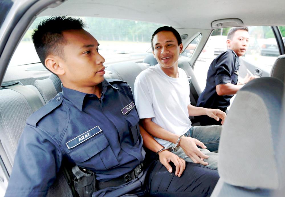 Ex-guard escapes gallows, gets 33 years in prison, caning for murdering lover Ex-guard escapes gallows, gets 33 years in prison, caning for murdering lover