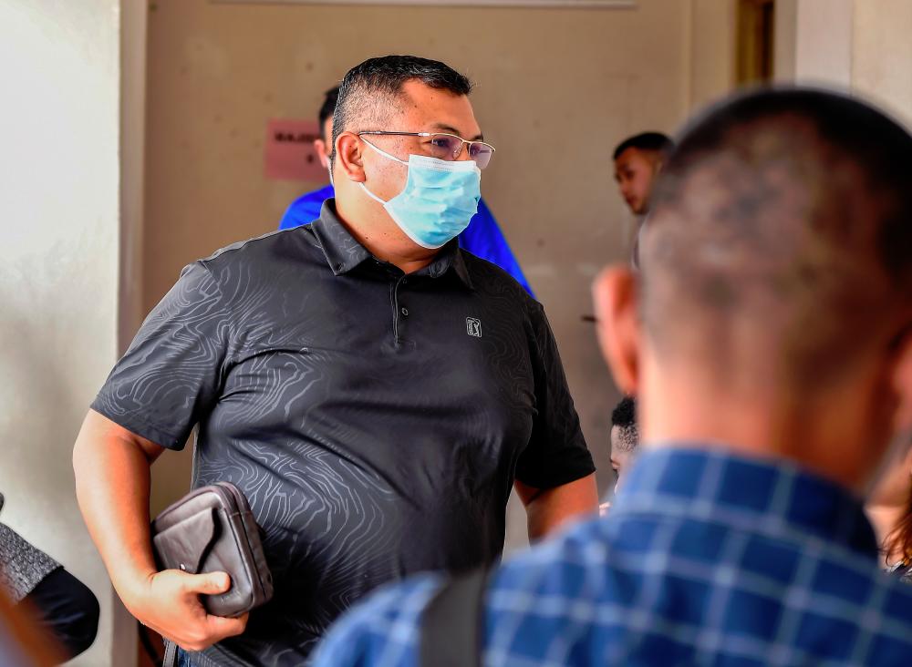 Ex-military officer fined RM6,000 for seducing married woman