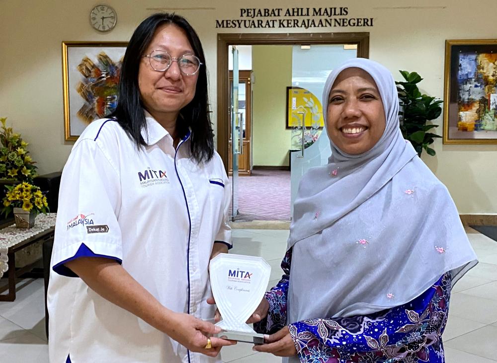 Exco pelancongan perlis ditidurkan akibat komplikasi jantung, paru-paru