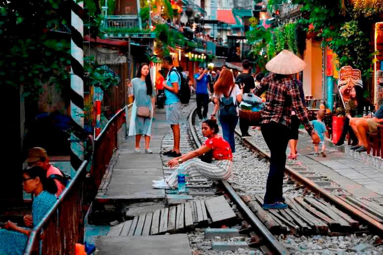 Experts warn of dangerous UV levels in Vietnam 