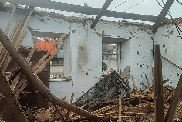 Explosion_in_Mykolaiv_injures_seven_Ukrainian_police_officers Explosion in Mykolaiv injures seven Ukrainian police officers