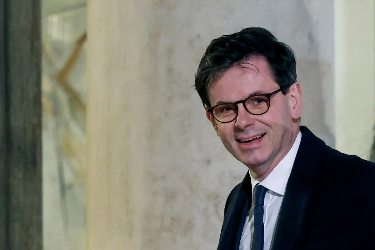 FILES-FRANCE-CULTURE-MUSEUM- Head of France's Versailles Palace to take over Louvre: source to AFP