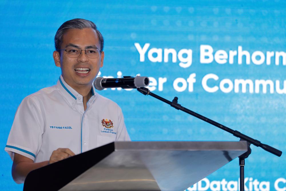 Fahmi: Pencapaian tiga aspek utama pastikan malaysia menjadi 'harimau' digital Asia Fahmi: Pencapaian tiga aspek utama pastikan malaysia menjadi 'harimau' digital Asia