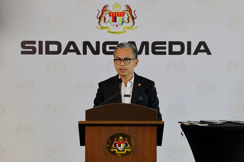 Fahmi reminds department heads to keep their departments corruption-free