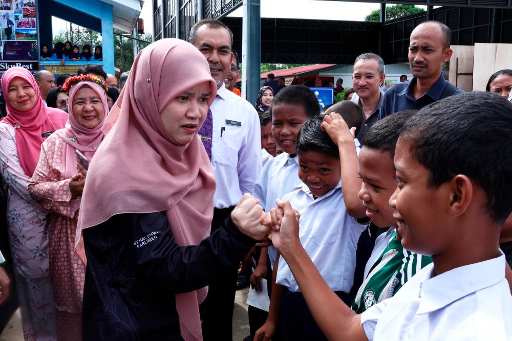 Fahmi: Encourage children to read books on racial, religious diversity to promote unity Fahmi: Encourage children to read books on racial, religious diversity to promote unity