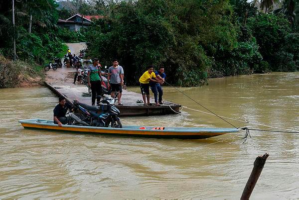 Floods : Drop in number of victims in Kelantan, Selangor, unchanged in Terengganu, Perak 