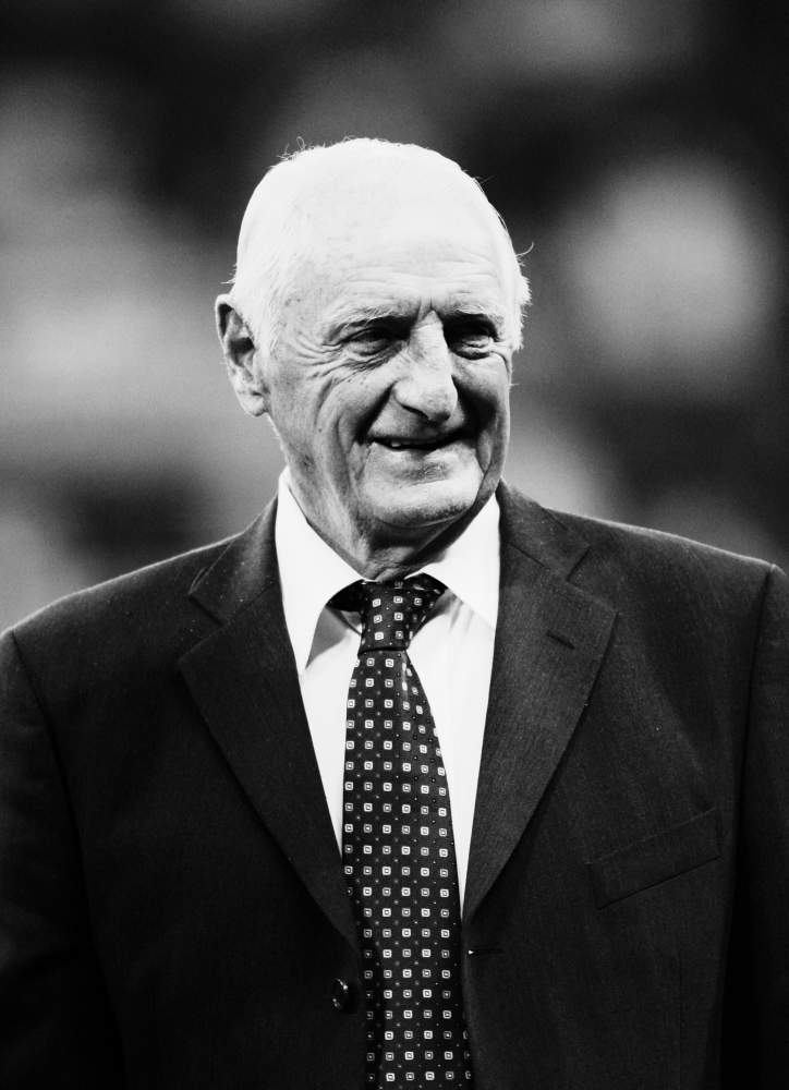 Former England winger Eastham dies aged 88 Former England winger Eastham dies aged 88