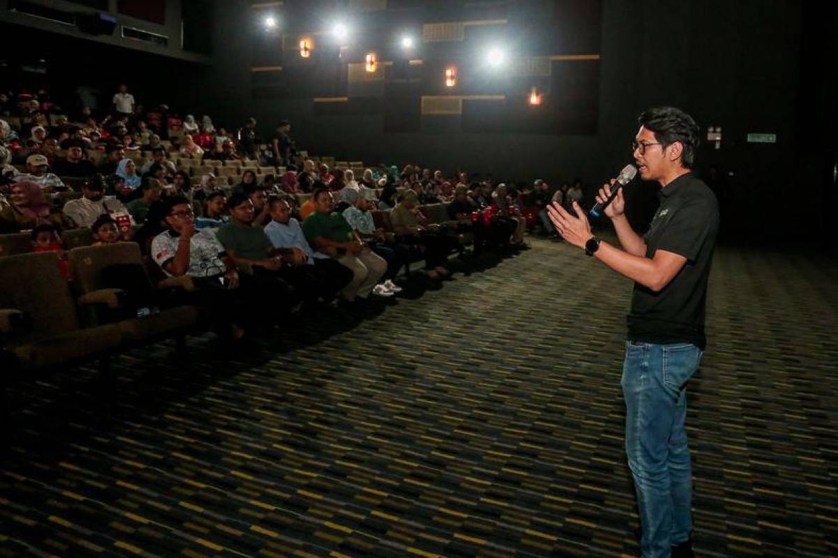 Fostering patriotism through screening of Lahad Datu movie Fostering patriotism through screening of Lahad Datu movie