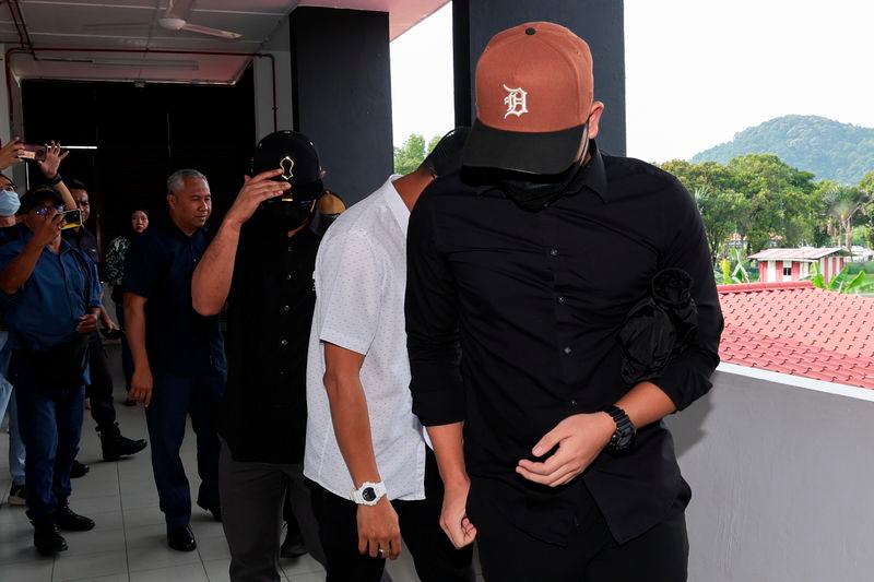 Four Customs personnel charged with drug use Four Customs personnel charged with drug use