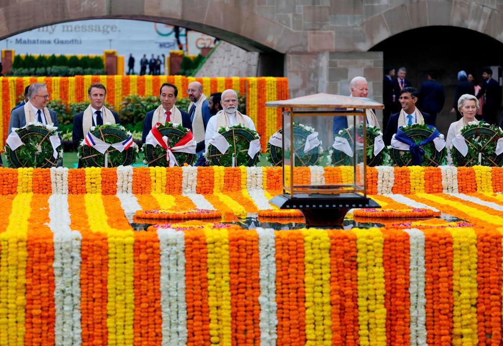 G20 leaders visit memorial to Mahatma Gandhi in New Delhi
