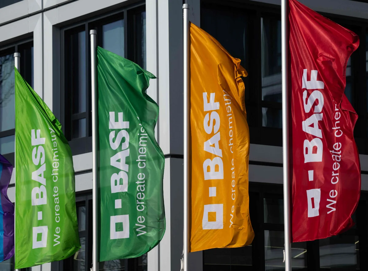 BASF to shift administrative jobs from Germany to Asia hubs