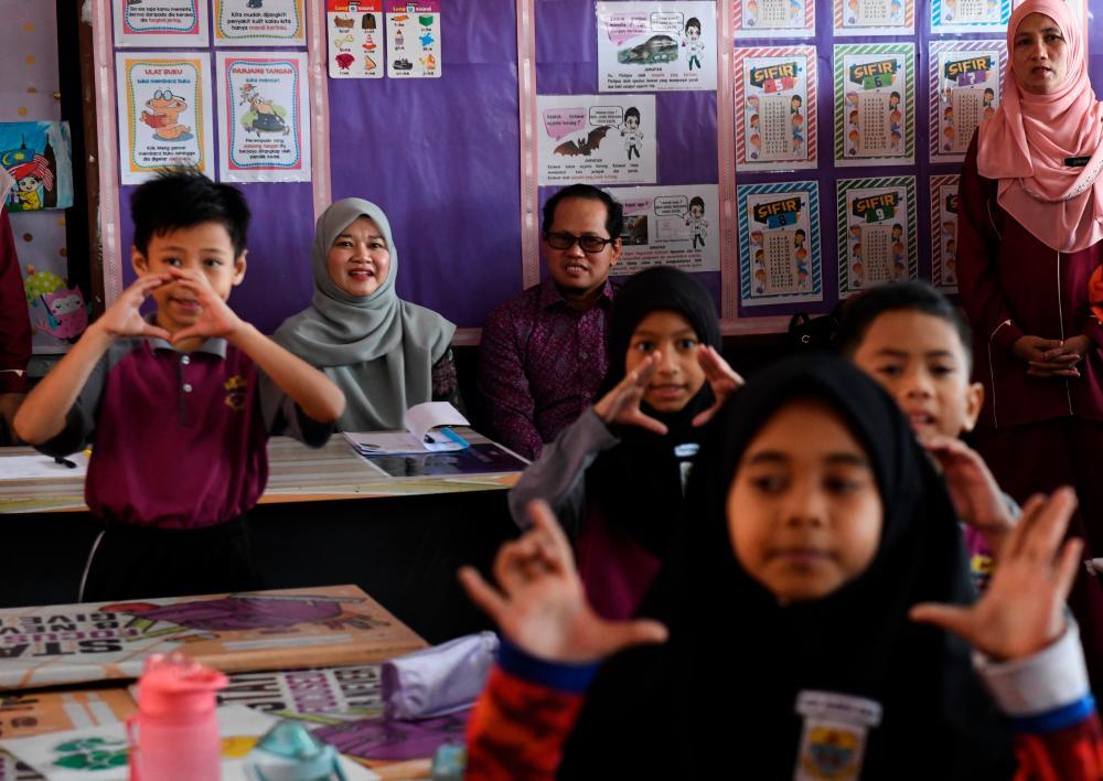 Garis panduan DLP terpakai untuk semua sekolah kerajaan - Fadhlina