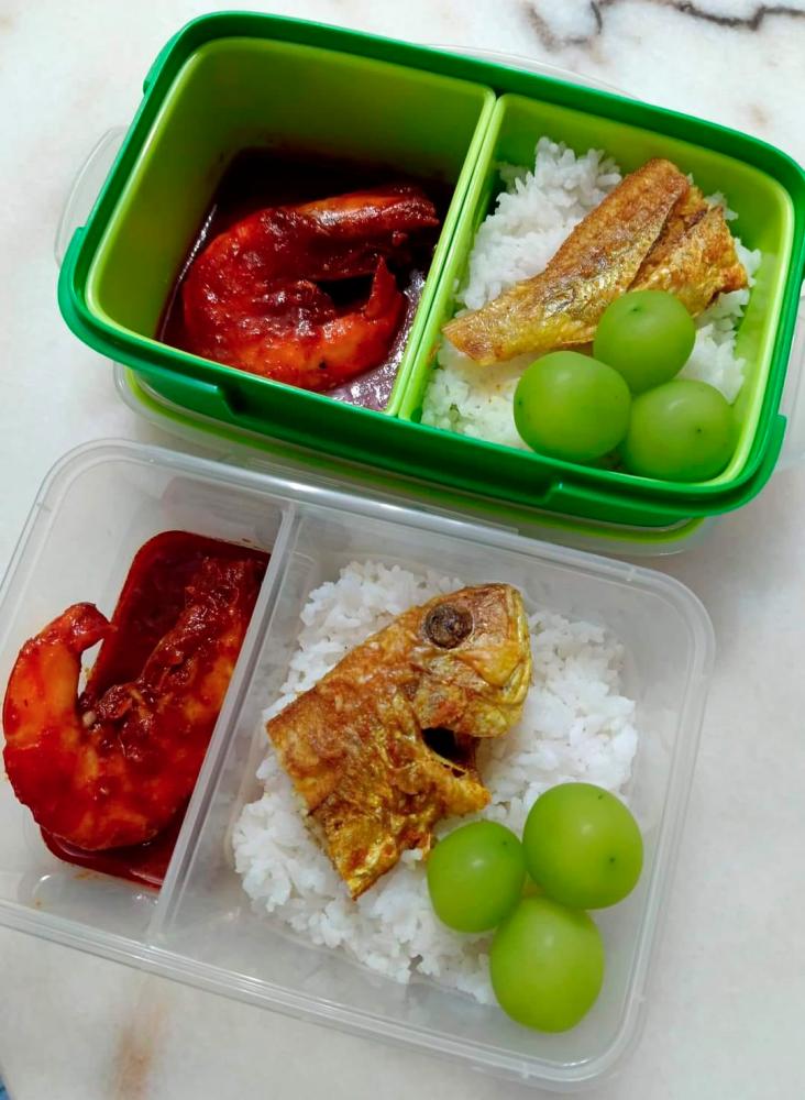 Generous M’sian mother packs extra lunchbox for child’s friend Generous M’sian mother packs extra lunchbox for child’s friend