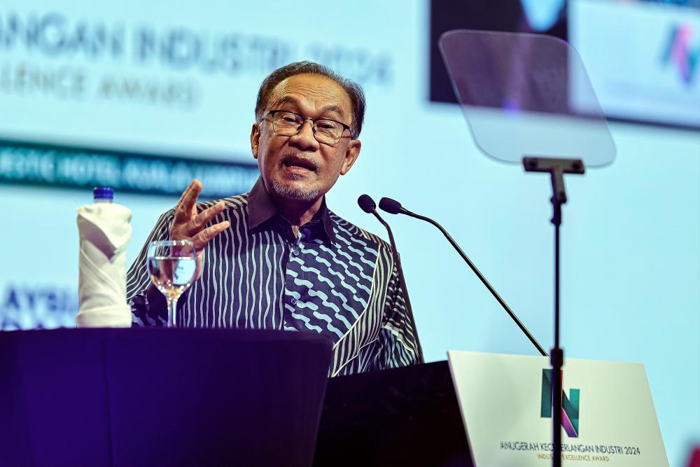 Govt firm about not interfering in artistic creativity - PM Anwar