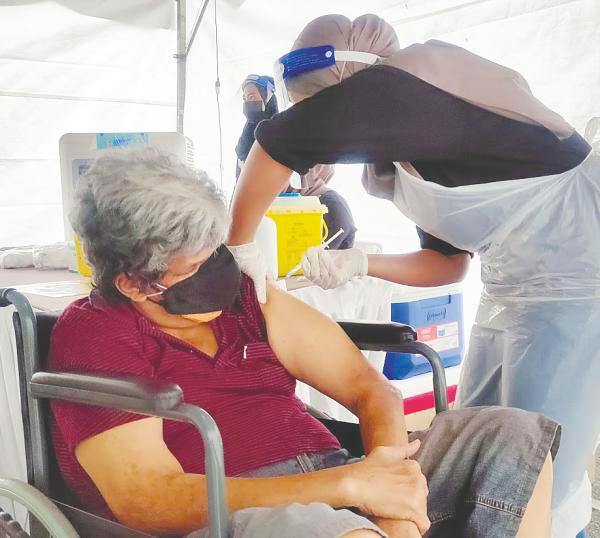 Group files Covid-19 vaccine class action lawsuit Group files Covid-19 vaccine class action lawsuit
