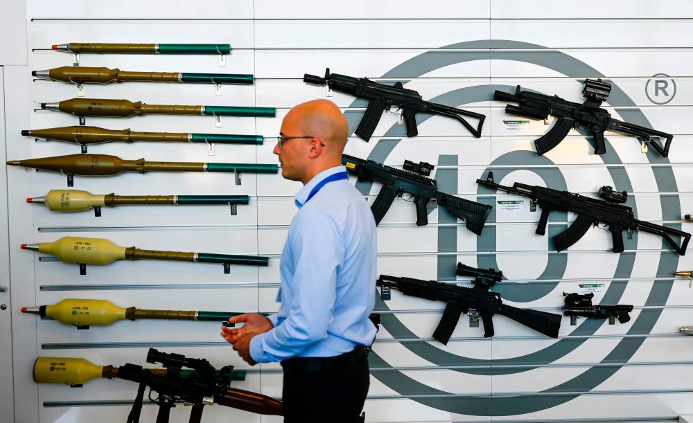 ‘Guns and Roses’: Bulgaria arms trade booms on Ukraine war ‘Guns and Roses’: Bulgaria arms trade booms on Ukraine war
