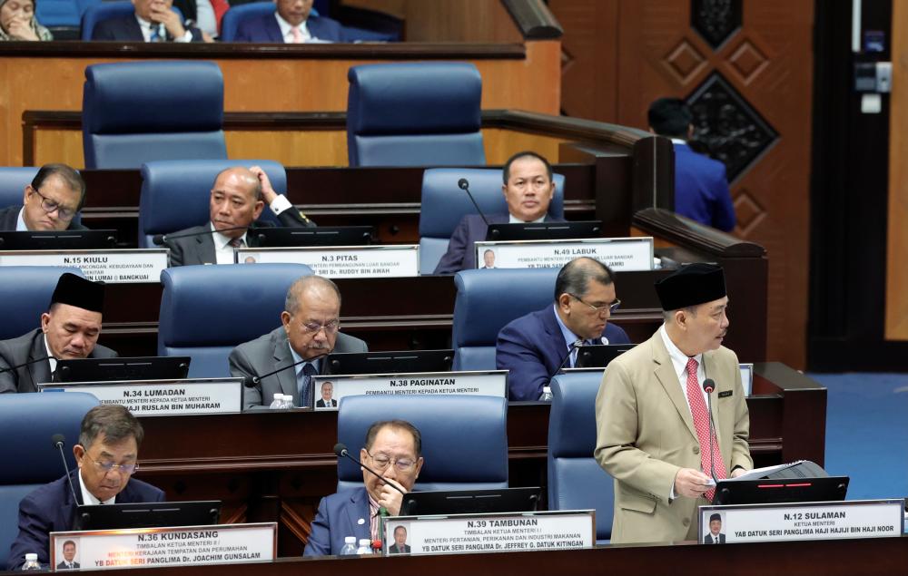 Hajiji: Lulus pindaan berkaitan antilompat parti demi rakyat Hajiji: Lulus pindaan berkaitan antilompat parti demi rakyat